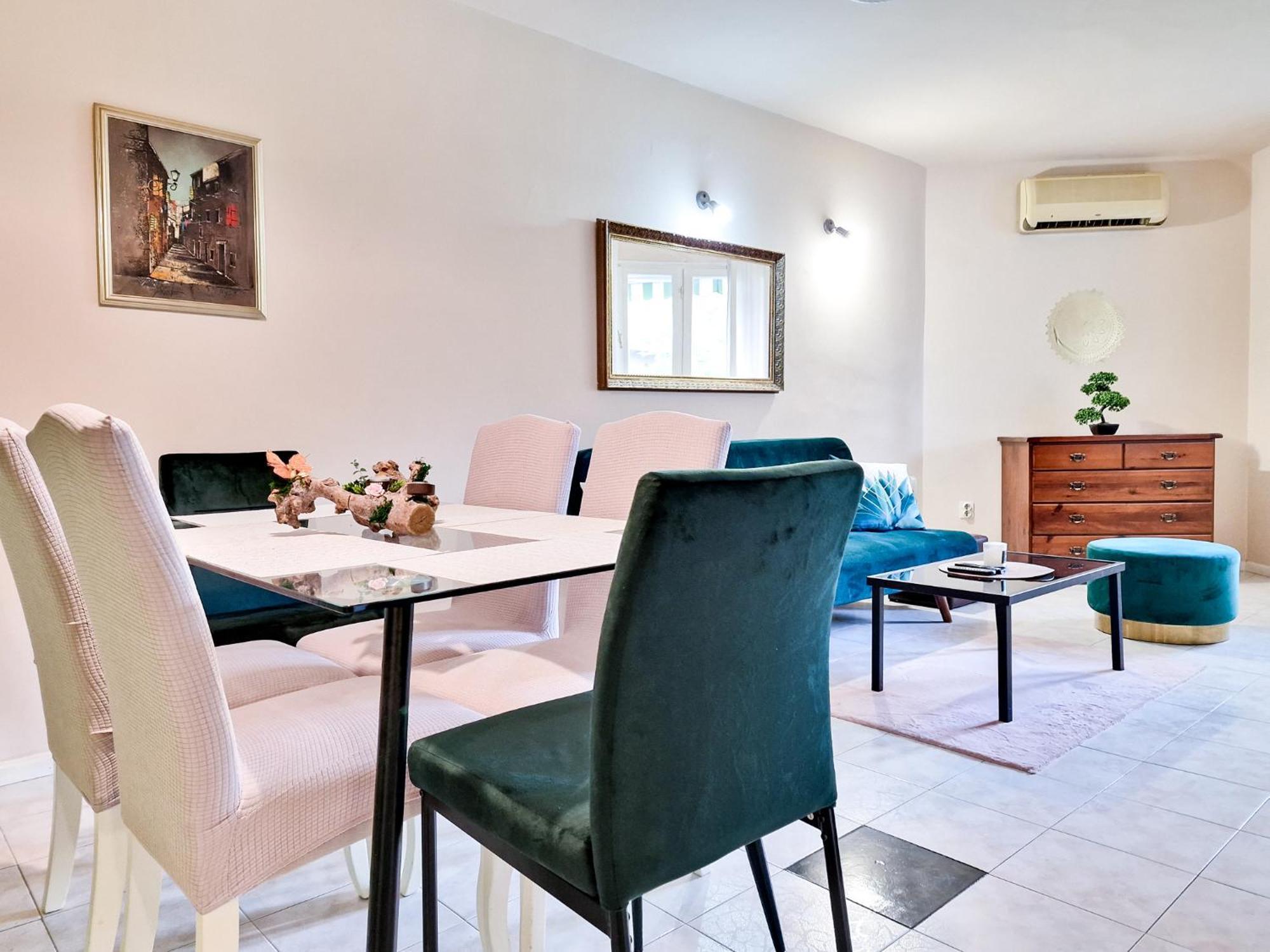 Mobius - Cozy Bacvice Apartment Split Zewnętrze zdjęcie